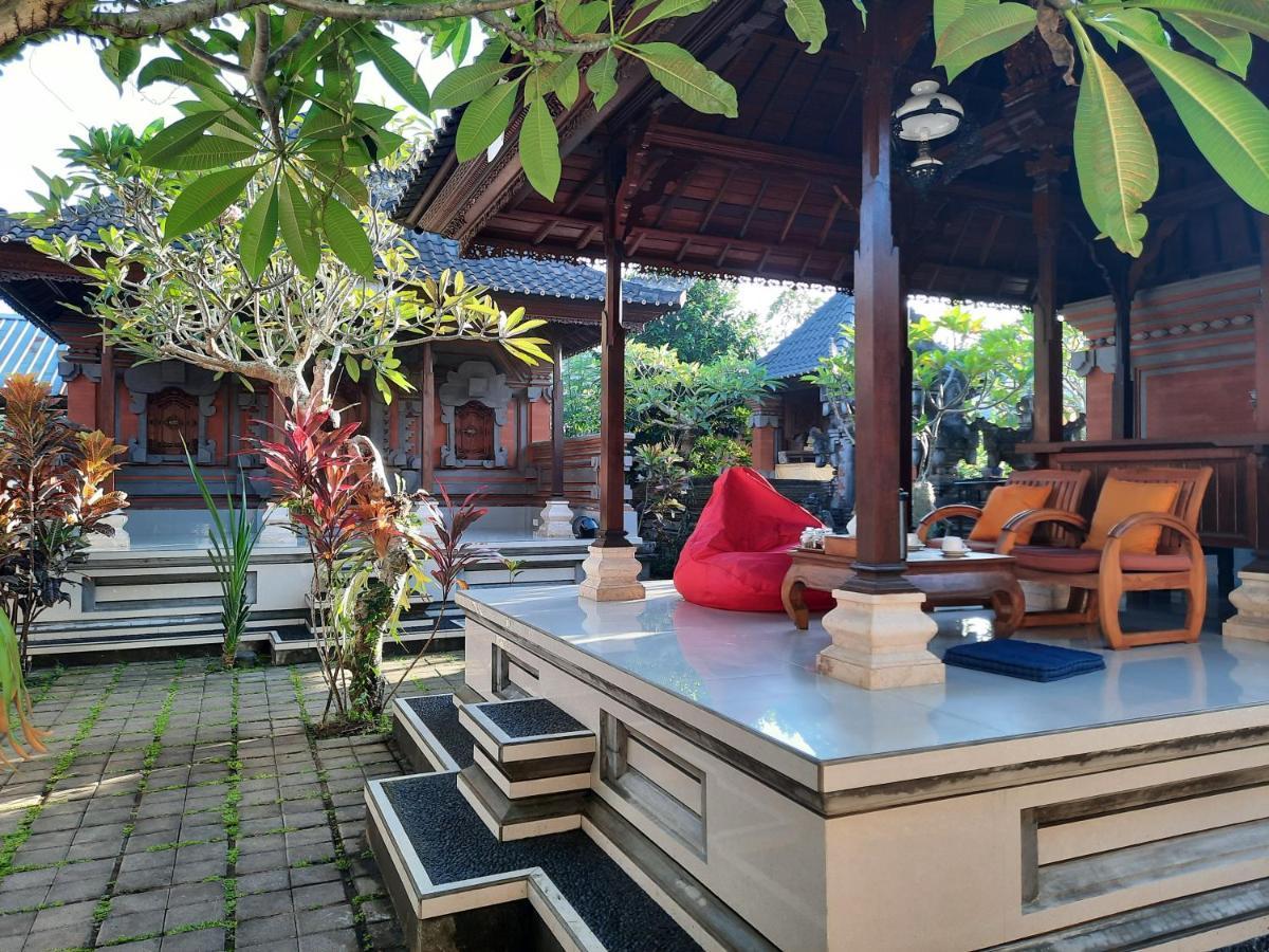 Sahadewa House Hotel Ubud  Exterior photo